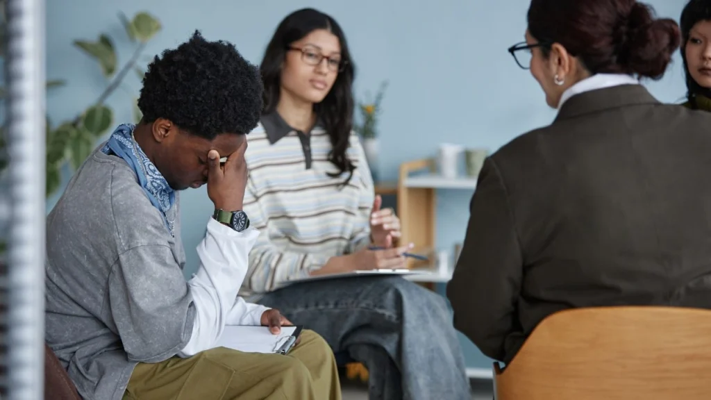 Psychology says leaving without a single word is not a lack of communication at all, but often the most direct message someone can send, expressing boundaries, disappointment, or finality more clearly than any explanation or conversation ever could