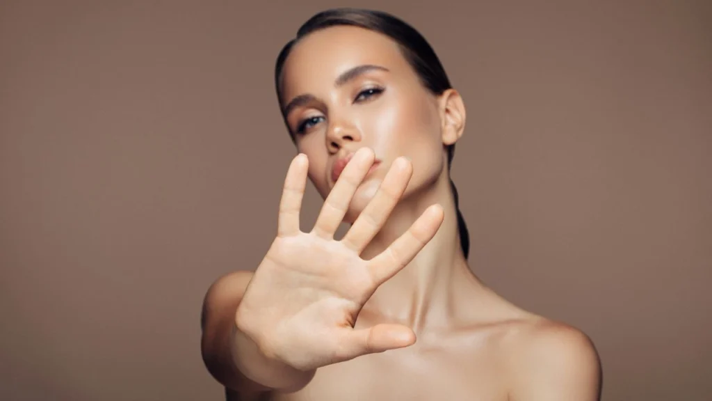 Psychology says there is a unique kind of confidence that forms after you survive being misunderstood by someone whose opinion once defined you, and in moving beyond their judgment, you begin to rebuild a stronger identity that no longer depends on their approval but instead relies on your own self-understanding