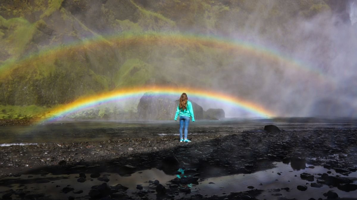 Scientists Find That Experiencing Awe Can Subtly Transform How You Think, Feel, and Treat Others—With More Powerful Effects Than Expected