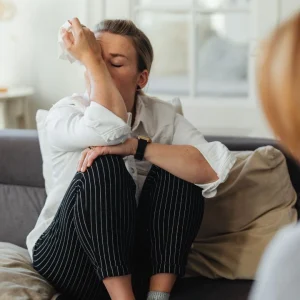 Psychology says life satisfaction during emerging adulthood is shaped over time by social support, resilience, and meaningful differences across gender roles, experiences, and emotional coping patterns