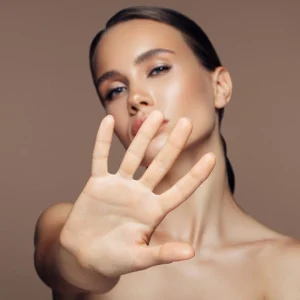 Psychology says there is a unique kind of confidence that forms after you survive being misunderstood by someone whose opinion once defined you, and in moving beyond their judgment, you begin to rebuild a stronger identity that no longer depends on their approval but instead relies on your own self-understanding